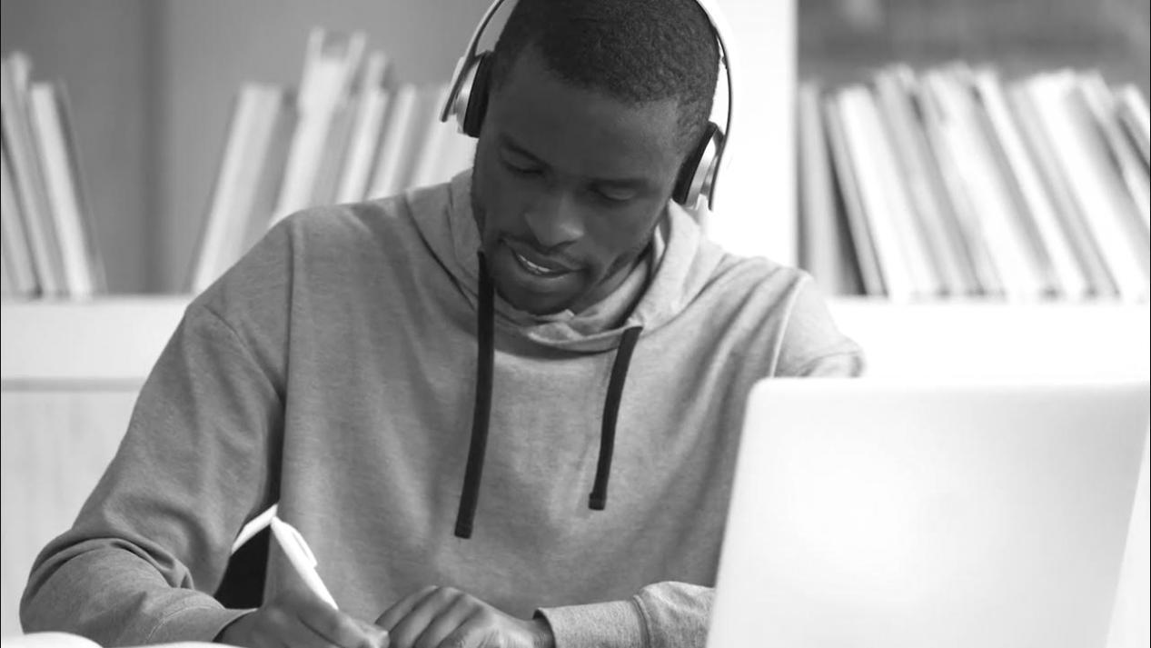 Proceso de implementación técnica de optimizaciones SEO